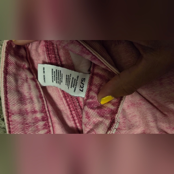 Celebrity Pink Acid Wash Jean Distressed Shorts - Picture 4 of 6